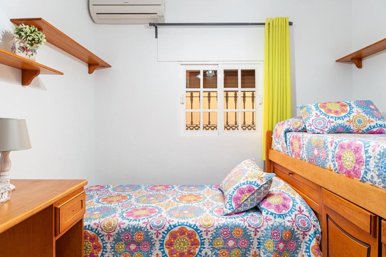 Casa Chiqui - Solo Familias Villa Conil De La Frontera Buitenkant foto